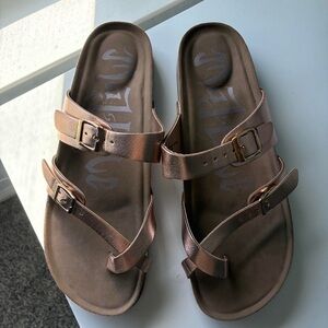 Women's Mad Love Metallic Brown Strappy Slide Sandals